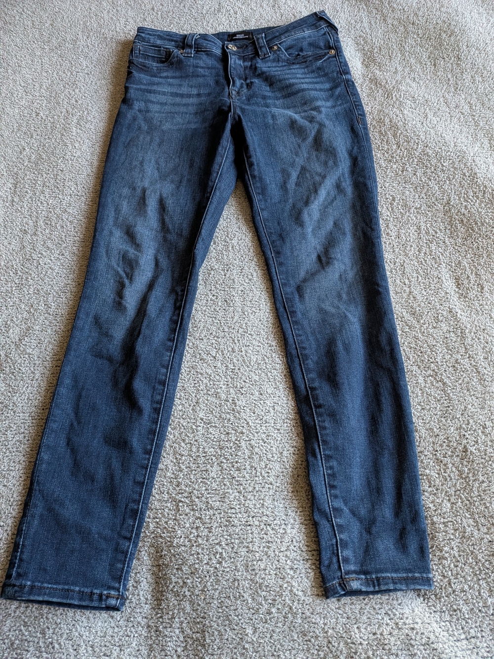 🌼B2G1🌼 True Religion Halle Midrise Skinny Jeans